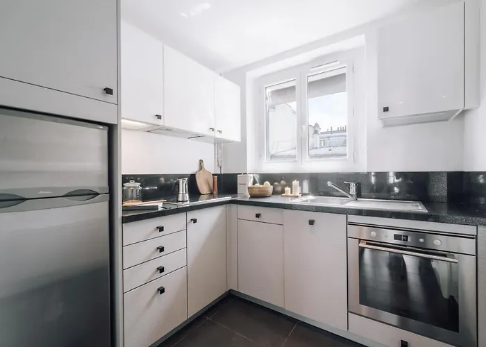 Rivoli - 2 Et Un Balcon Dans Le Quartier Du Louvre شقة