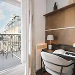 דירה Rivoli - 2 Et Balcon A Louvre / Tuileries פריז
